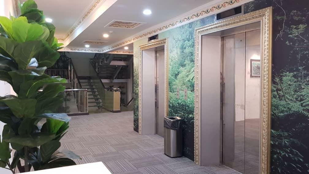 H Boutique Hotel Xplorer Loke Yew Kuala Lumpur Bagian luar foto