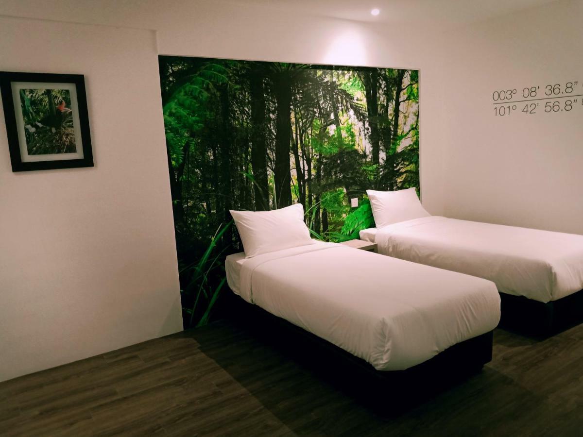 H Boutique Hotel Xplorer Loke Yew Kuala Lumpur Bagian luar foto