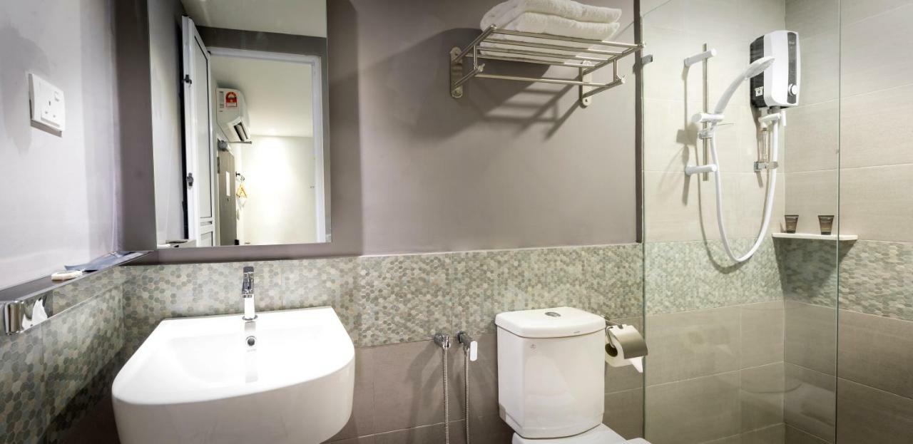 H Boutique Hotel Xplorer Loke Yew Kuala Lumpur Bagian luar foto